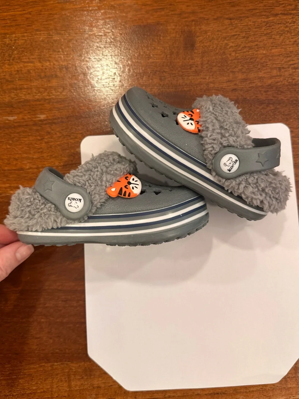 NWOT Koala Grey Fuzzy-Lined Kids Clogs with Star Cutouts, Baby Size 4